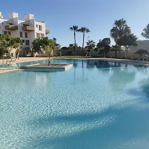 https://modern-seafront-flat-with-a-private-garage.in-canary-islands.com