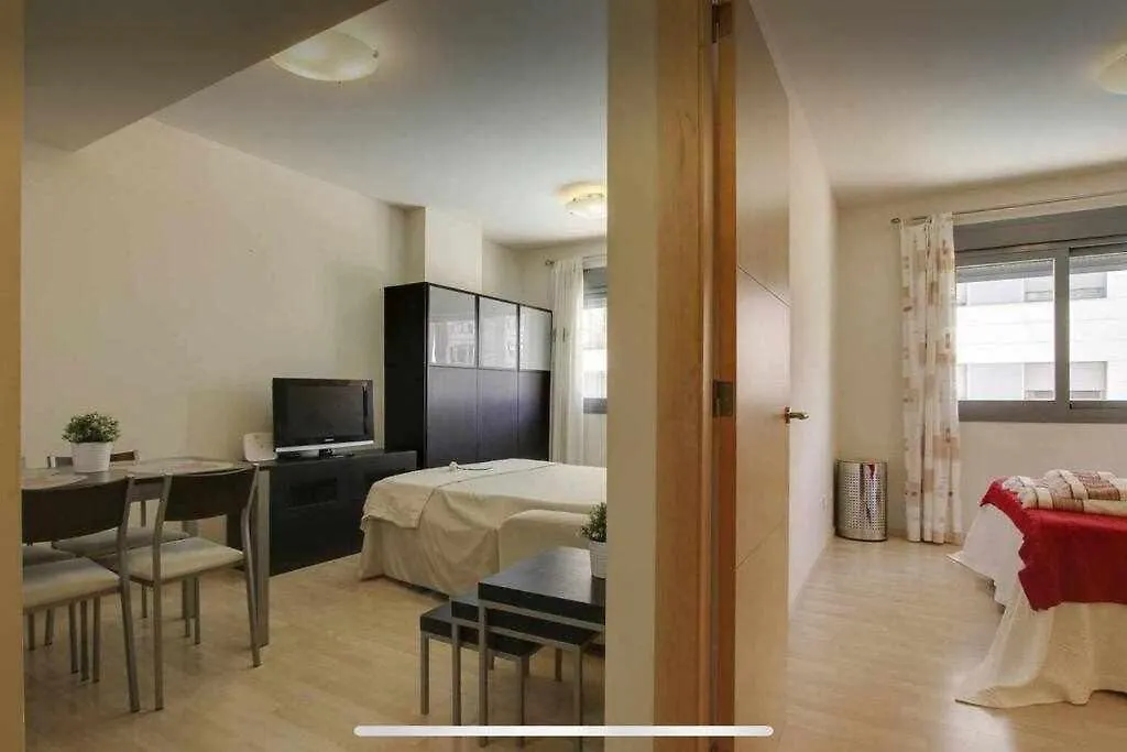 Pacifico 1º Linea De Playa Con Piscina Y Parking Apartamento Málaga